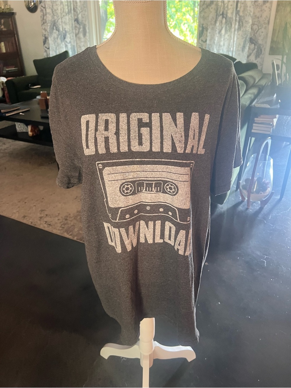 Original Download Graphic mens Tee - Gray
